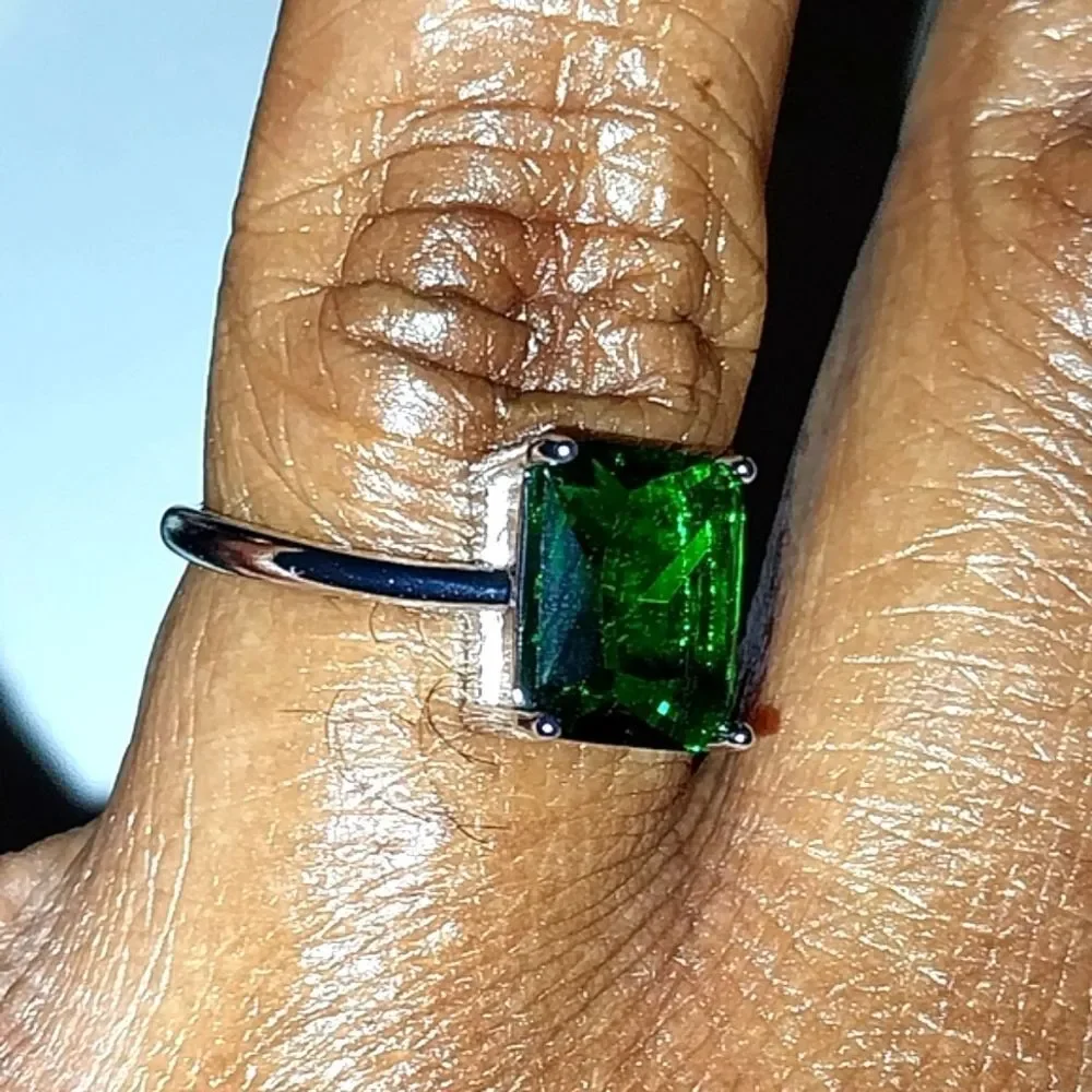 Ladies Emerald 925 Adjustable Promise Ring